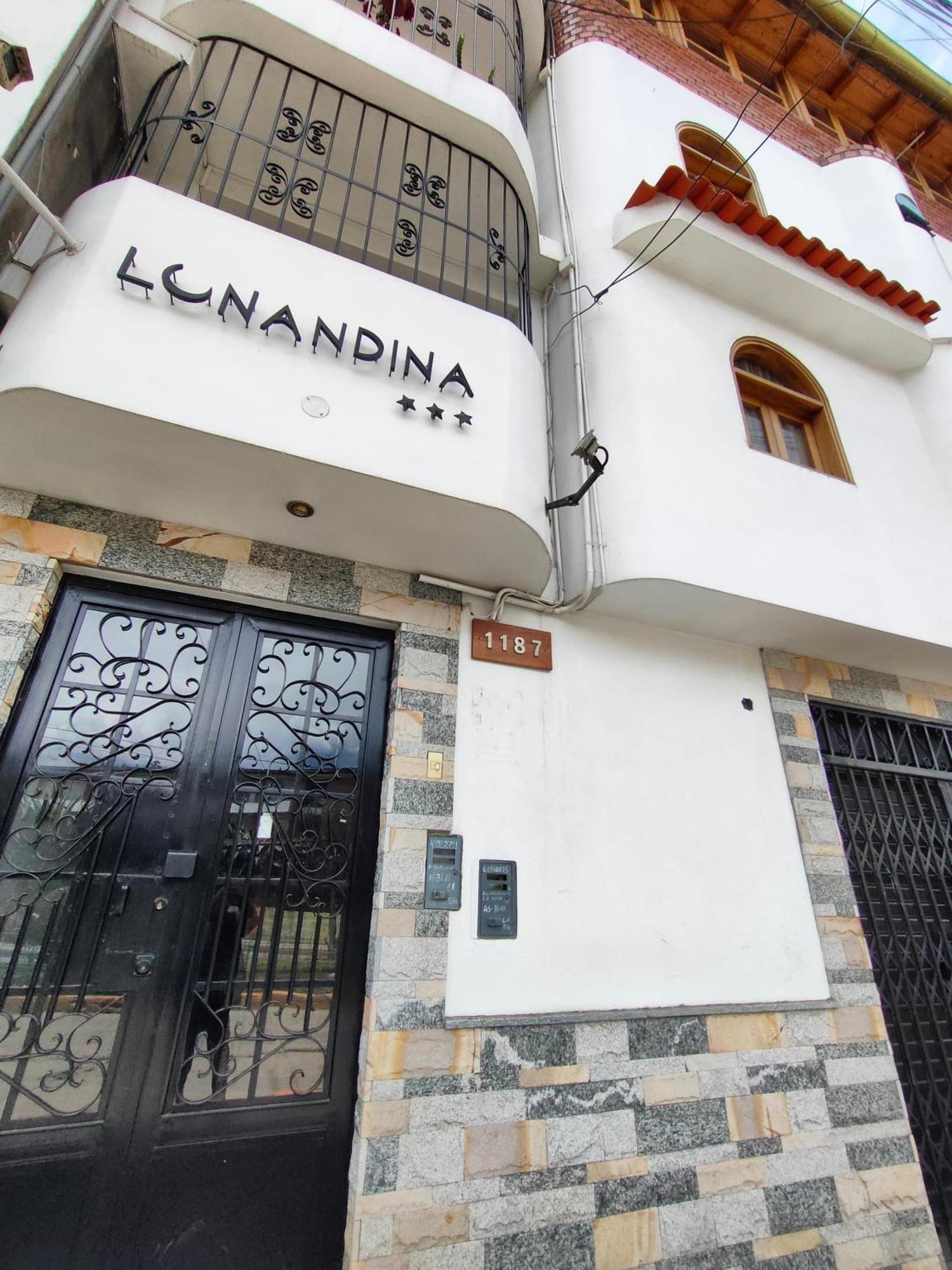 Lunandina Huaraz Luaran gambar